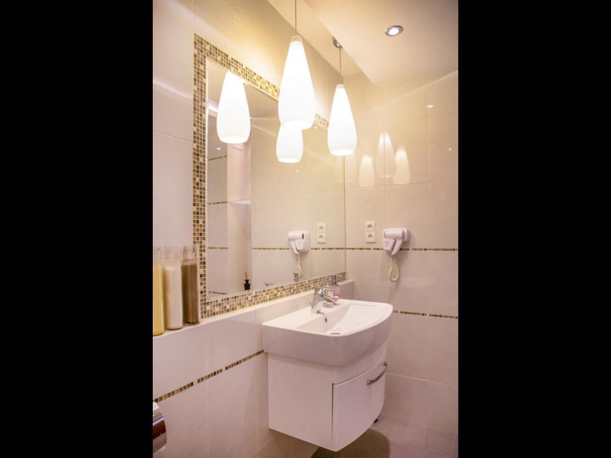 Piano Cafe B&B Mielec Eksteriør bilde