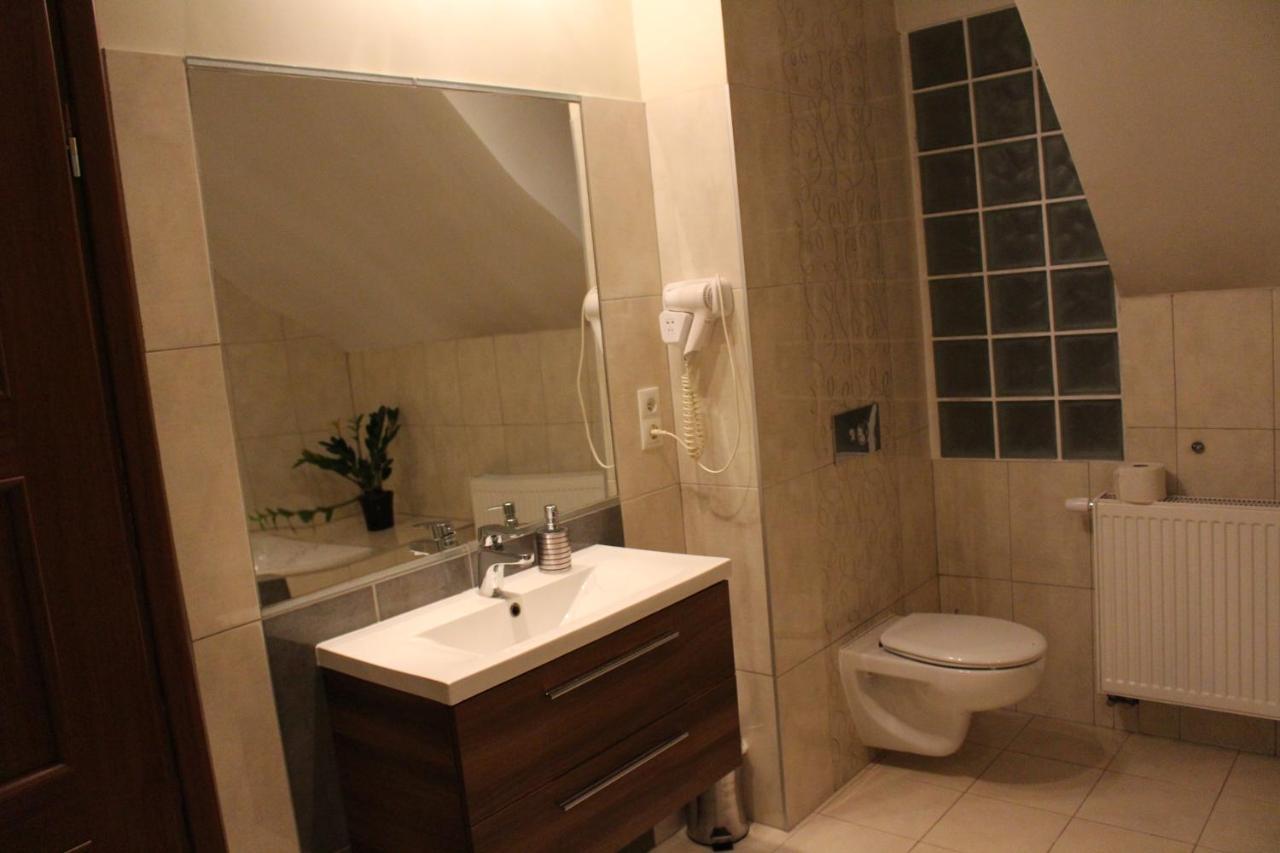 Piano Cafe B&B Mielec Eksteriør bilde